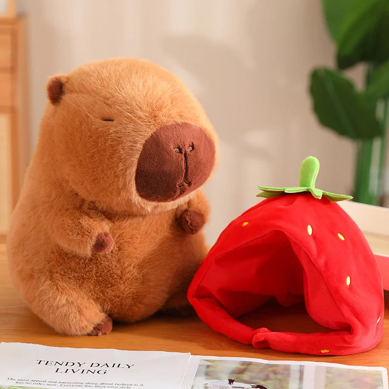 Pelúcia Capivara Strawberry