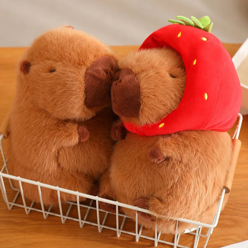 Pelúcia Capivara Strawberry